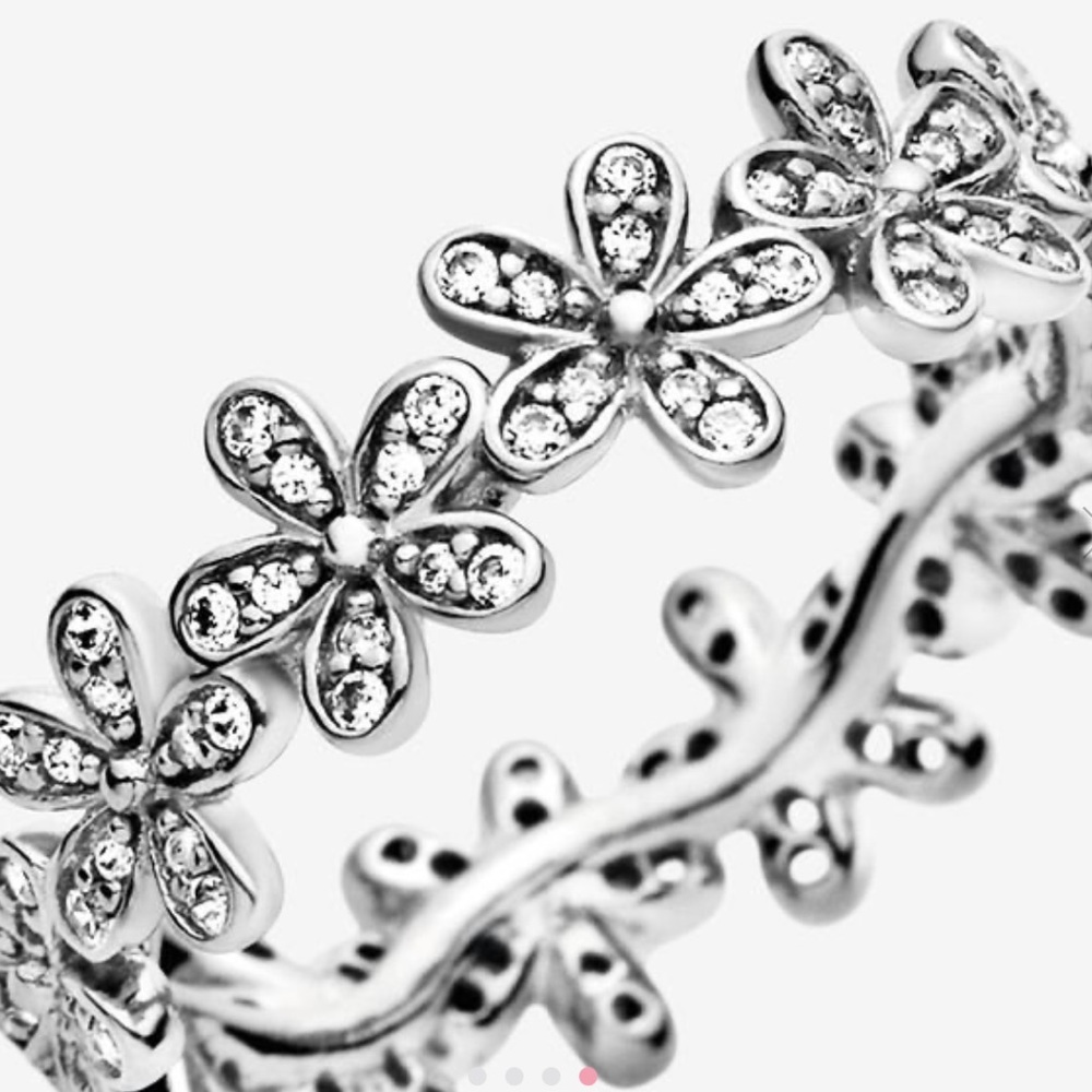 Pandora Daisy Flower Ring